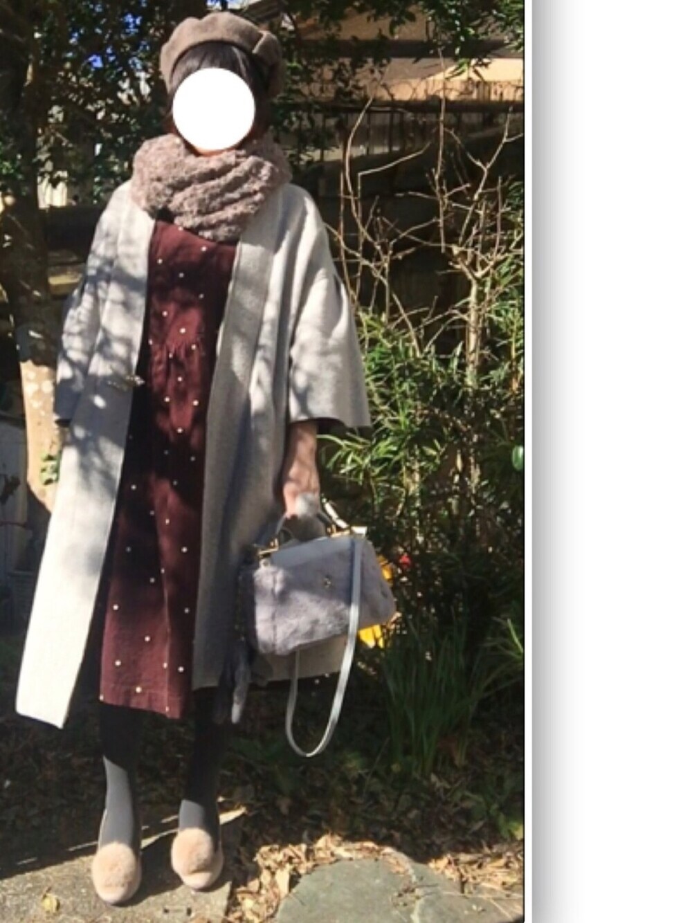 「シンプル、ファー、冬コーデ、カラータイツ、ワンピース、ベレー帽」｜「CHILD WOMANの21Wシャツコールドｯトプリントワンピース（ワンピース、その他）」を使った、hanaco ‪✾‬さん（レディース・156cm）の冬コーディネートの1枚目の写真