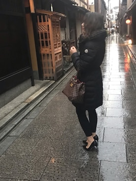 「LouisVuitton」｜「アイテム（ダウンジャケット/コート）」を使った、ayakaさん（レディース・161cm）の秋コーディネート