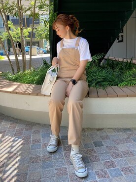 「MILKFED.（ミルクフェド）のアイテム（サロペット/オーバーオール）」を使った、佐藤 麻理さん（レディース・164cm）の春コーディネート