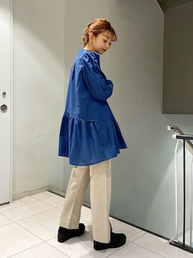 「秋トレンド2021」｜「アイテム（チュニック）」を使った、佐藤 麻理さん（レディース・164cm）の夏コーディネート