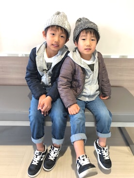 「FITH（フィス）のアイテム（パーカー）」を使った、ようひなさん（キッズ・120cm）の冬コーディネート