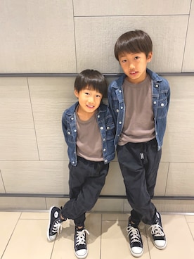 「quoti use fith（クゥオティ　ユース　フィス）のアイテム（デニムジャケット）」を使った、ようひなさん（キッズ・131cm）の秋コーディネート