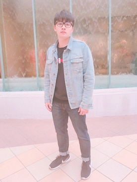「ZARA（ザラ）のアイテム（Denim jacket、ブルー系）」を使った、wilsonhuangさん（メンズ・174cm）の春コーディネート
