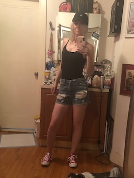 「J BRAND（ジェイブランド）のアイテム（デニムパンツ）」を使った、Kimさん（レディース・168cm）の夏コーディネート