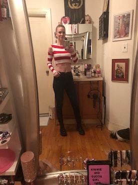 「J BRAND（ジェイブランド）のアイテム（デニムパンツ）」を使った、Kimさん（レディース・168cm）の冬コーディネート