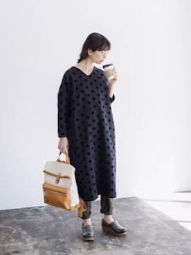 「dansko（ダンスコ）のアイテム（シューズ）」を使った、Kazumiさん（レディース・165cm）の春コーディネート