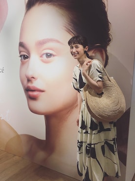 「TATRAS CONCEPT STORE（タトラスコンセプトストア）のアイテム（バッグ）」を使った、Kazumiさん（レディース・165cm）の春コーディネート
