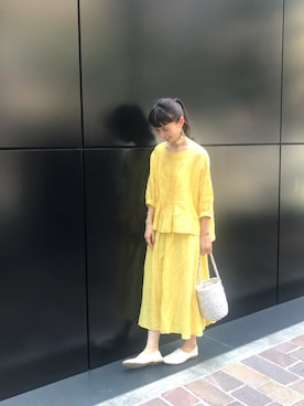 「アイテム（ピアス（片耳用）、イエロー系）」を使った、Kazumiさん（レディース・165cm）の夏コーディネート