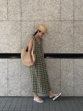 「Sunny clouds（サニークラウズ）のアイテム（帽子）」を使った、Kazumiさん（レディース・165cm）の夏コーディネート