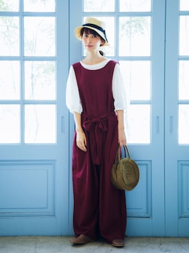 「RNA-N（アールエヌエーエヌ）のアイテム（オールインワン・サロペット）」を使った、Kazumiさん（レディース・165cm）の夏コーディネート