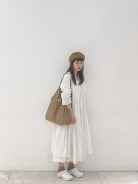 「dansko（ダンスコ）のアイテム（シューズ）」を使った、Kazumiさん（レディース・165cm）の秋コーディネート