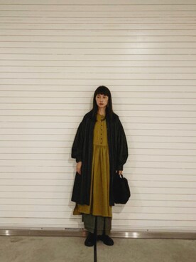 「Vlas Blomme（ヴラスブラム）のアイテム」を使った、Kazumiさん（レディース・165cm）の秋コーディネート