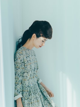 「YAECA（ヤエカ）のアイテム（ワンピース/ドレス）」を使った、Kazumiさん（レディース・165cm）の秋コーディネート