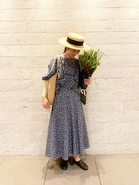 「TATRAS CONCEPT STORE（タトラスコンセプトストア）のアイテム（バッグ）」を使った、Kazumiさん（レディース・165cm）の夏コーディネート