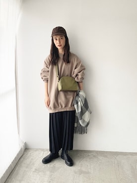 「Blundstone（ブランドストーン）のアイテム」を使った、Kazumiさん（レディース・165cm）の秋コーディネート