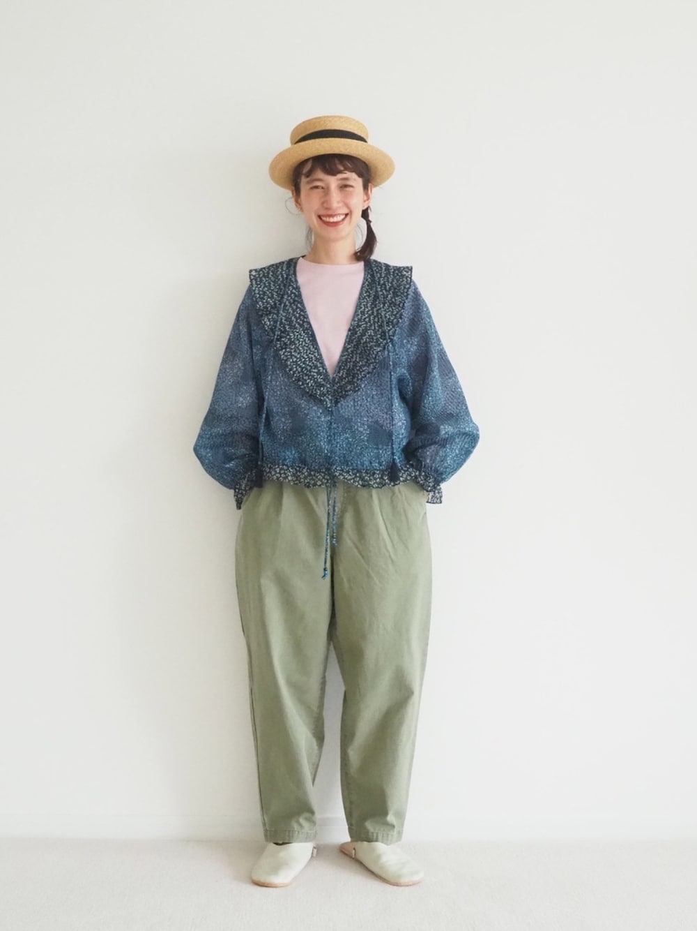 BEAMS BOY / ストライプシフォン フラワープリント ブラウスを使った