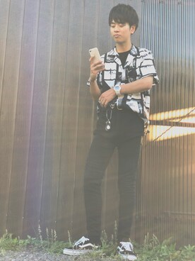 「AZUL（アズール）のアイテム（その他アウター）」を使った、リュピースさん（メンズ・170cm）の夏コーディネート