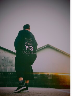 「Supreme （シュプリーム）のアイテム（Tシャツ/カットソー、ブラック系）」を使った、虎の子🐯さん（メンズ・170cm）の春コーディネート