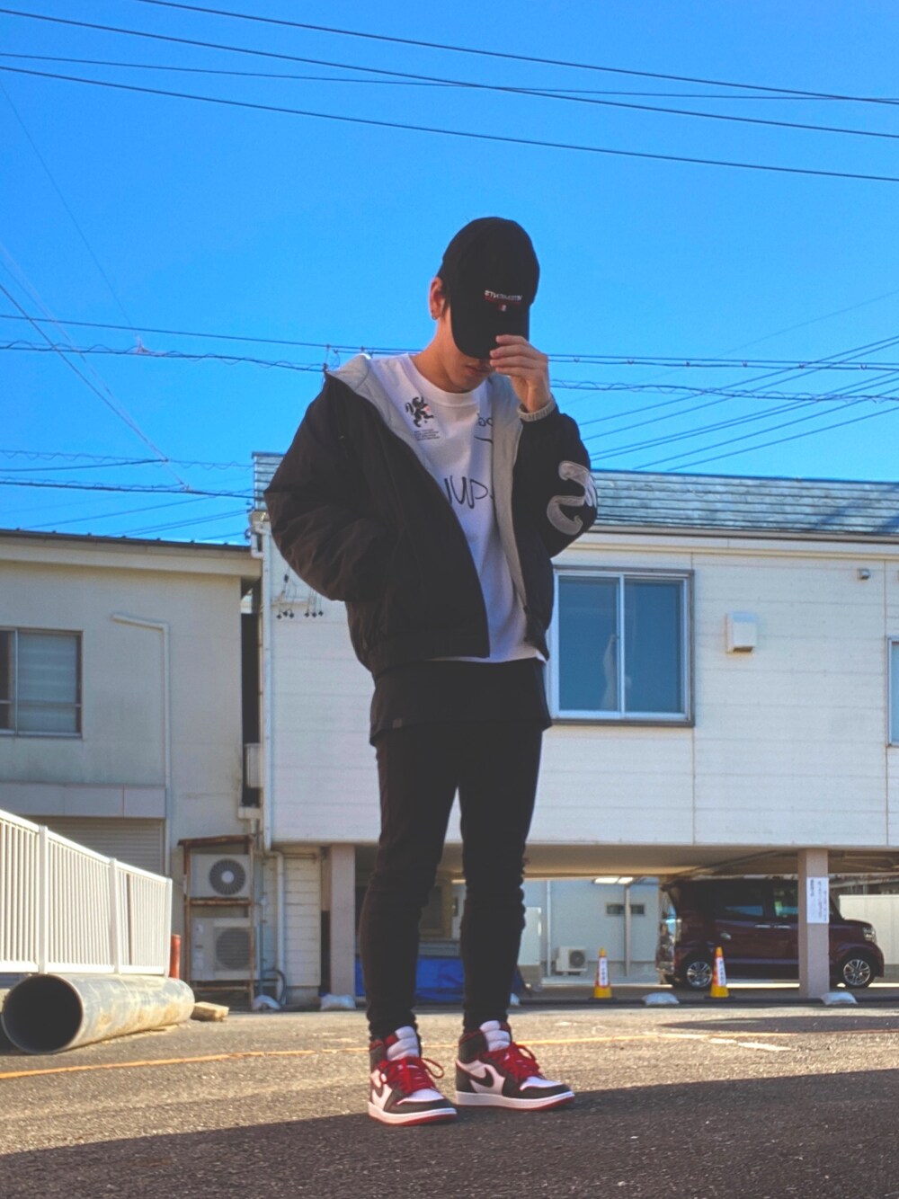 「vetements、offwhite、supreme、AIR JORDAN」｜「VETEMENTSのアイテム（キャップ、ブラック系）」を使った、虎の子🐯さん（メンズ・170cm）の夏コーディネートの1枚目の写真