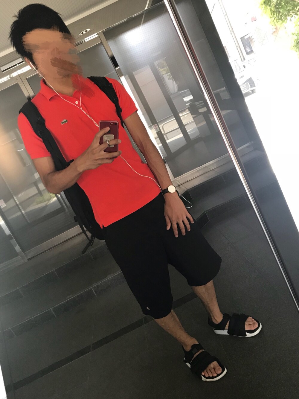 「夏、暑い、シンプル、ポロシャツ、オレンジ、サンダル、ショーツ、LACOSTE、Dickies、VANS」｜「LACOSTEの『Ｌ.12.12』定番半袖ポロシャツ（ポロシャツ、オレンジ系）」を使った、べぇさん（メンズ・179cm）の夏コーディネートの1枚目の写真