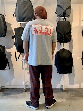「バンドT」｜「アイテム（スリッポン）」を使った、unbykaiさん（メンズ・170cm）の夏コーディネート