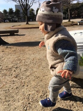 「combimini（コンビミニ）のアイテム（パンツ）」を使った、KOU-kunさん（キッズ・70cm）の冬コーディネート
