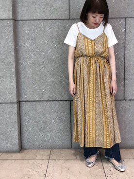 「CIAOPANIC（チャオパニック）のフラワーストライプキャミワンピース（ワンピース、イエロー系）」を使った、つねさん（レディース・152cm）の春コーディネート