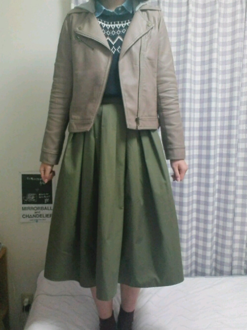 「ローリーズファーム(LOWRYS FARM)、オリーブ デ オリーブ(OLIVE des OLIVE)、UNIQLO、春色、春、休日スタイル、カジュアルコーデ、スカート、ライダース、ライダースジャケット」｜「OLIVE des OLIVEのアイテム（ライダースジャケット、ピンク系）」を使った、ありさん（レディース・169cm）の冬コーディネートの1枚目の写真