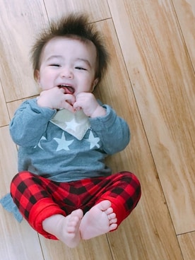 「アイテム（スタイ/よだれかけ、グリーン系）」を使った、こうたろうさん（キッズ・70cm）の秋コーディネート