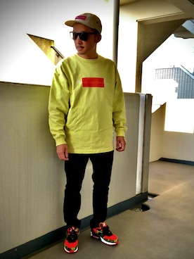 「NUMERALS（ヌメラルズ）のアイテム（Tシャツ/カットソー）」を使った、yuさん（メンズ・169cm）の春コーディネート