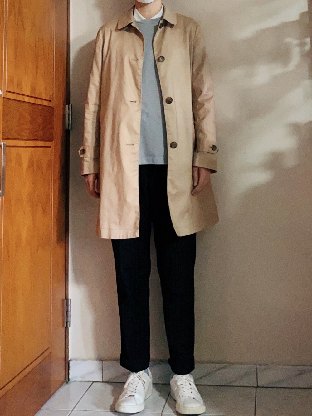 「UNIQLO、GU、VEJA、WEGO、ジーユー、ユニクロ」｜「UNIQLOのアイテム（シャツ/ブラウス、ホワイト系）」を使った、oeufsssssさん（レディース・168cm）の春コーディネートの1枚目の写真