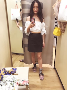 「Bershka（ベルシュカ）のアイテム（チューブトップ、ホワイト系）」を使った、baoxiaodiさん（レディース・162cm）の春コーディネート