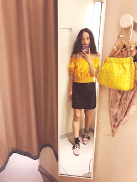 「H&M（エイチ・アンド・エム）のアイテム（チューブトップ、オレンジ系）」を使った、baoxiaodiさん（レディース・162cm）の春コーディネート