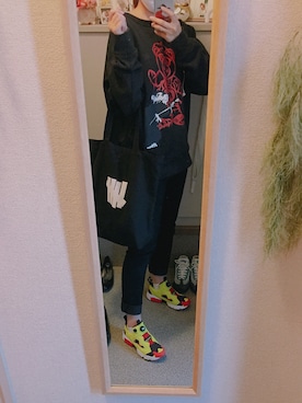 「UNDEFEATED （アンディフィーテッド）のアイテム（バッグ）」を使った、akari.さん（レディース・158cm）の春コーディネート
