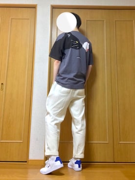 「HOOK（フック）のアイテム（Tシャツ/カットソー）」を使った、キツツキさん（メンズ・180cm）の夏コーディネート