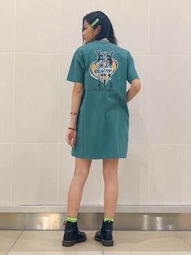 謝名元 麻友美さんのコーディネート