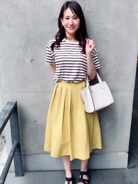 「IENA（イエナ）のアイテム（スカート、イエロー系）」を使った、minoさん（レディース・160cm）の夏コーディネート