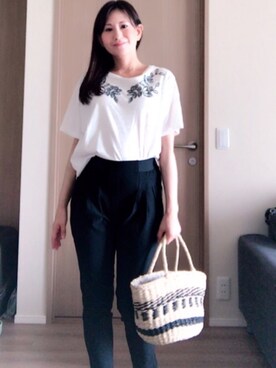 「URBAN RESEARCH（アーバンリサーチ）のアイテム（Tシャツ/カットソー、ホワイト系）」を使った、minoさん（レディース・160cm）の夏コーディネート