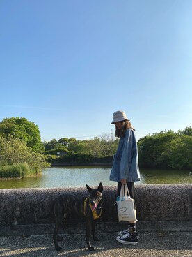 「UNKNOWN.（アンノウン）のアイテム（帽子）」を使った、YUNさん（レディース・164cm）の春コーディネート