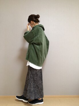 「マキシスカート」｜「アイテム（スリッポン）」を使った、Tamaさん（レディース・157cm）の冬コーディネート