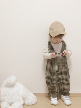 「SEVENDAYS=SUNDAY（セブンデイズサンデイ）のアイテム（オールインワン・サロペット）」を使った、SORAnagiさん（キッズ・80cm）の冬コーディネート