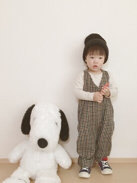 「SEVENDAYS=SUNDAY（セブンデイズサンデイ）のアイテム（オールインワン・サロペット）」を使った、SORAnagiさん（キッズ・90cm）の春コーディネート
