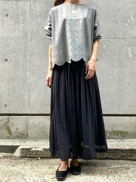 「スカラップ」｜「アイテム（アクセサリー）」を使った、misakiさん（レディース・163cm）の秋コーディネート