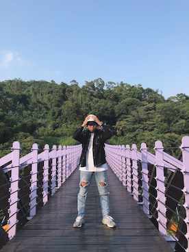 「PULL&BEAR（プルアンドベア）のアイテム（トップス）」を使った、張家綸さん（メンズ・176cm）の秋コーディネート
