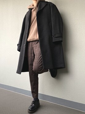 「オーバーサイズコート」｜「アイテム（パーカー）」を使った、hiroさん（メンズ・170cm）の冬コーディネート