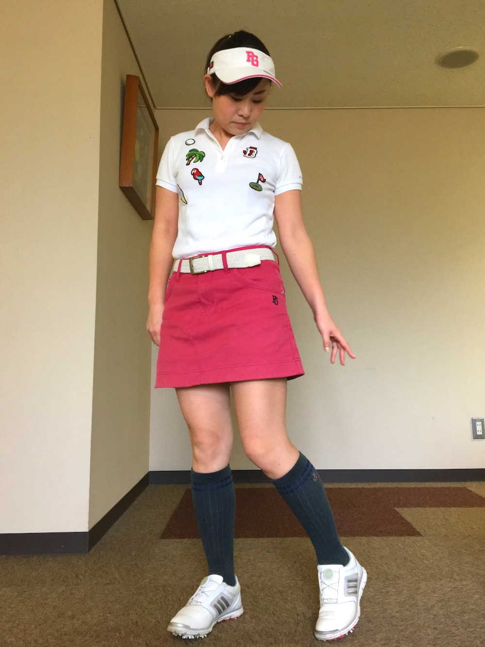 「春夏コーデ、ゴルフ、ゴルフウェア、ゴルフコーデ、ゴルフ女子」｜「PEARLY GATESのアイテム（スカート、ピンク系）」を使った、qurocheさん（レディース・156cm）の夏コーディネートの1枚目の写真