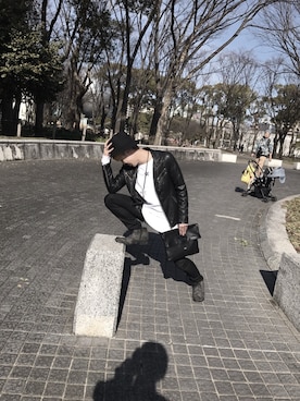 「金髪」｜「アイテム（ライダースジャケット）」を使った、WaTaRuさん（メンズ・175cm）の春コーディネート