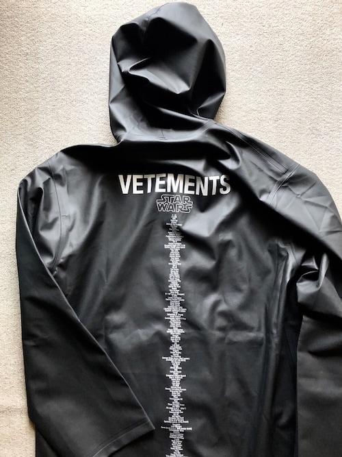 つーるはー｜VETEMENTSのジャケット/アウターを使ったコーディネート