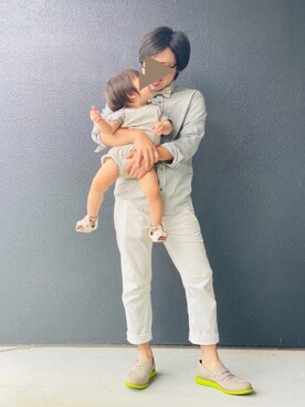 「COS（コス）のアイテム」を使った、muguさん（キッズ・80cm）の夏コーディネート