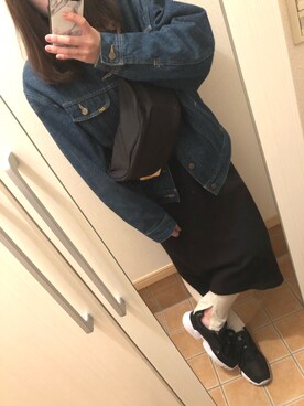 「Yves Saint Laurent（イヴサンローラン）のアイテム（腕時計）」を使った、みーさん。さん（レディース・163cm）の春コーディネート